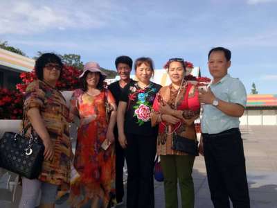 平安萬(wàn)家 隆興家政服務(wù)行業(yè) --訪大連市平安興隆家政服務(wù)公司總經(jīng)理?xiàng)類?ài)平